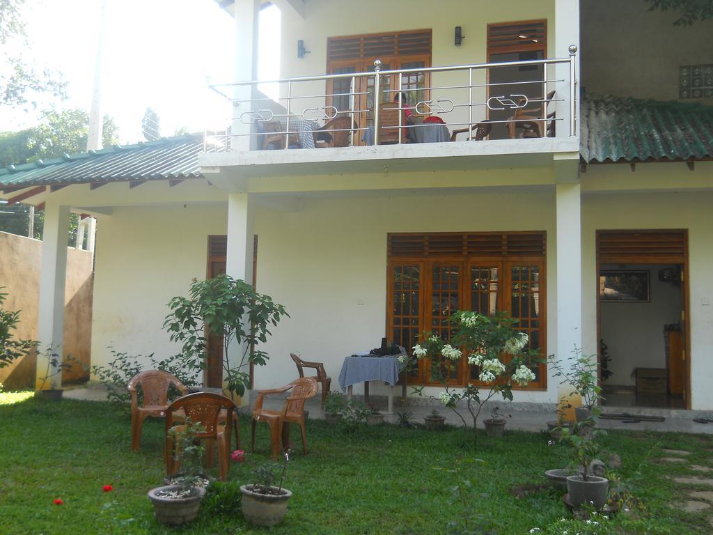 Sunset Tourist Home Polonnaruwa Luaran gambar